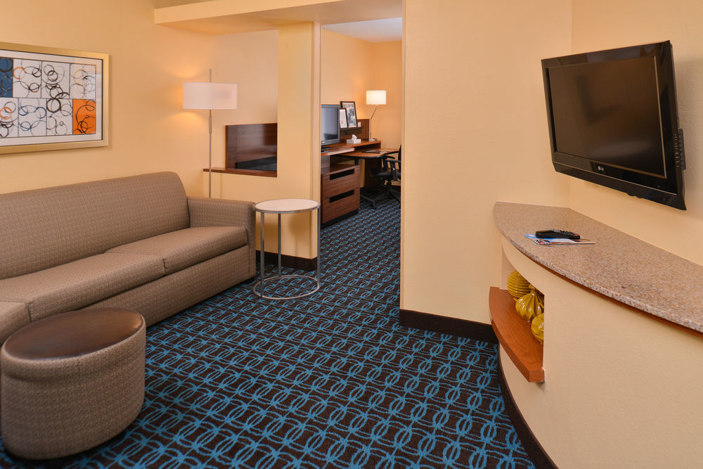 Fairfield Inn & Suites Hattiesburg / University מראה חיצוני תמונה